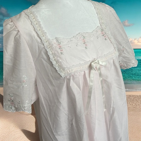 Vintage Gilligan O’Malley Short Sleeve Pink Night Gown 12 / 14 - Picture 1 of 5